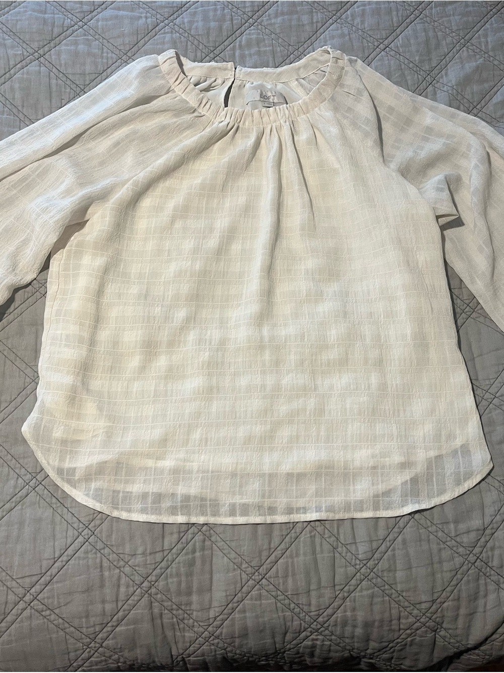 LOFT Ivory Textured Peasant Blouse